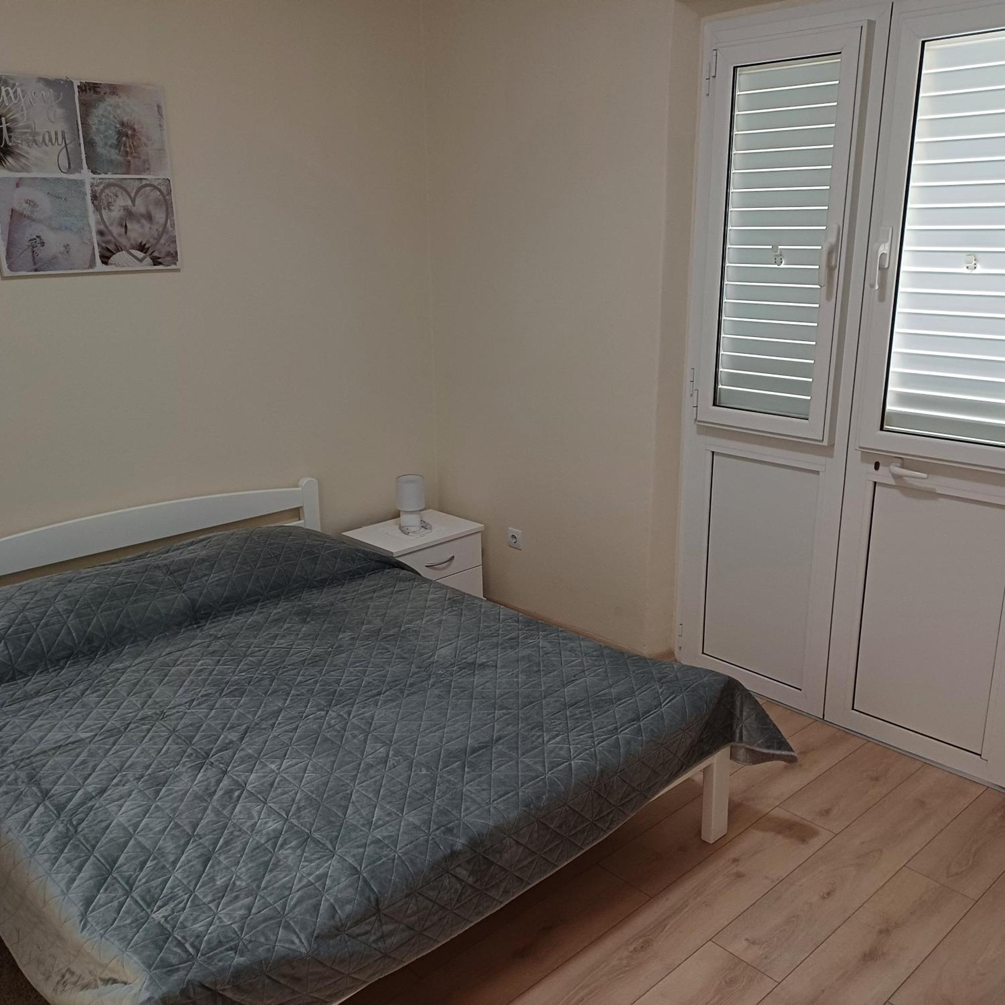 Rooms Kvestic ดูบรอฟนิก ภายนอก รูปภาพ